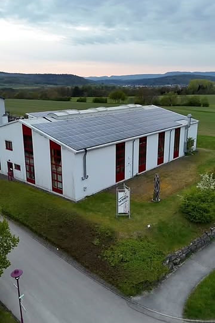 Luftaufnahme der Werkstatt im Gewerbegebiet Obere Kreine